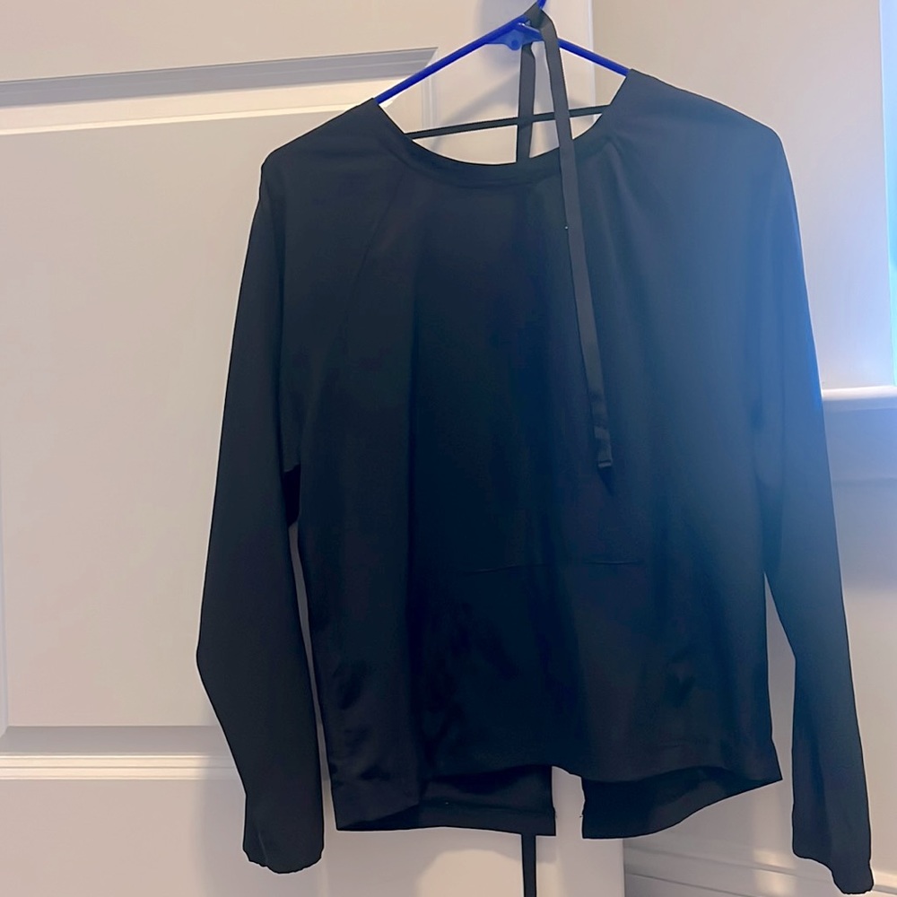 Black workout shirt
